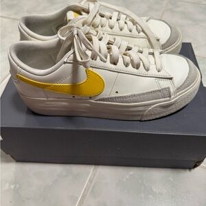 Nike White and Yellow Sneakers